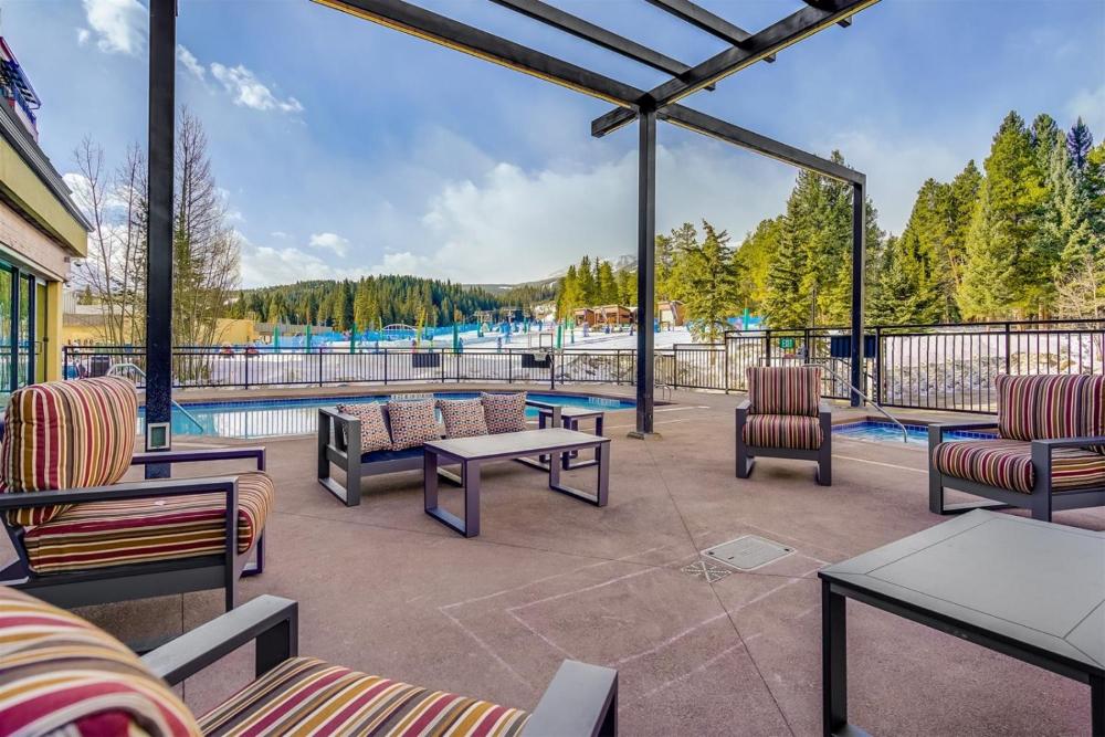 4 Bedroom Ski In, Ski Out Mountain Vacation Rental Located Next To Historic Main Street In Downtown Breckenridge